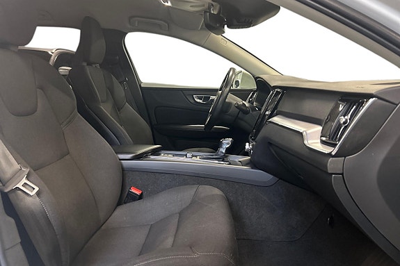 Volvo V60 15 of 27