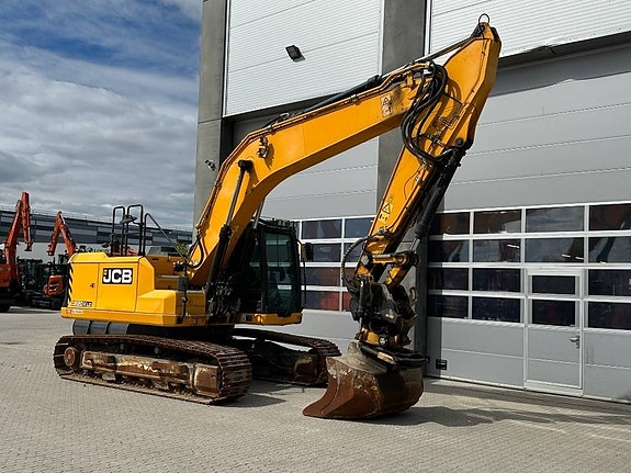 JCB 220XL 4F/ Stockholm 2 of 5
