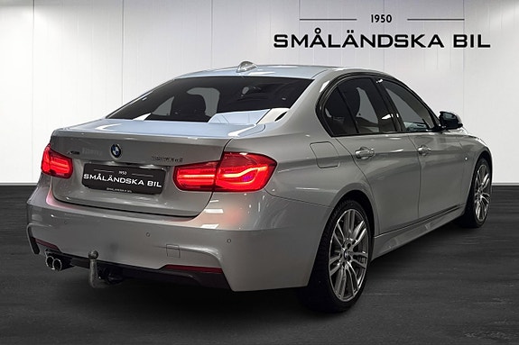BMW 320d 4 of 5
