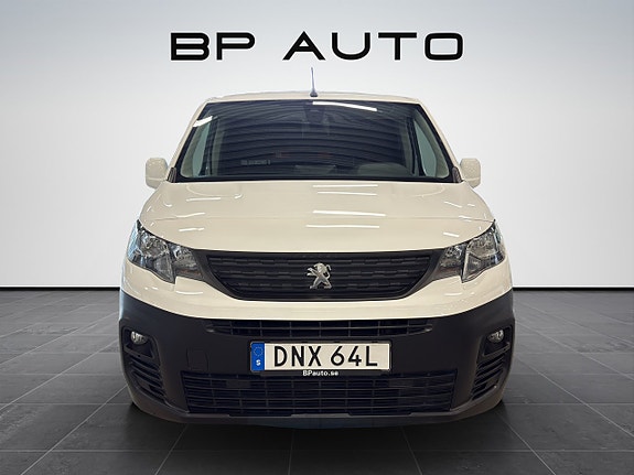 Peugeot Partner 2 of 16