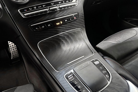 Mercedes-Benz GLC200 12 of 19