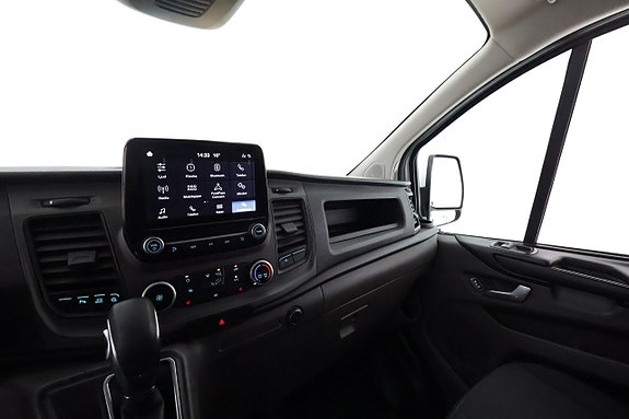 Ford Transit Custom 16 of 24