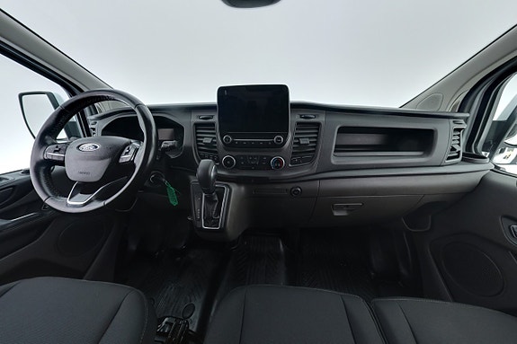 Ford Transit Custom 11 of 24