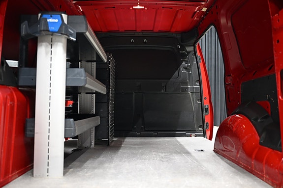 Volkswagen Caddy Maxi 14 of 30