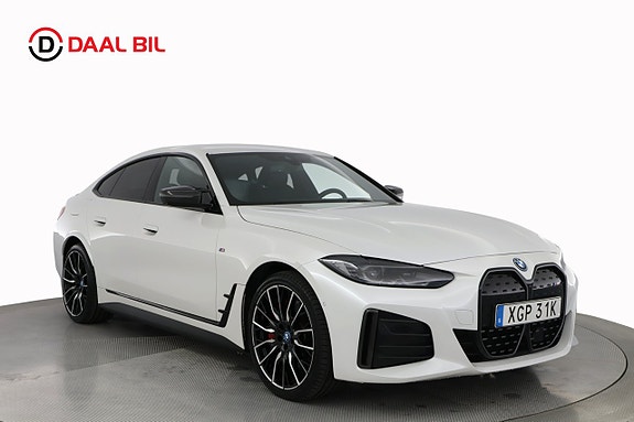 BMW i4 3 of 5