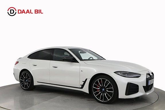 BMW i4 4 of 5
