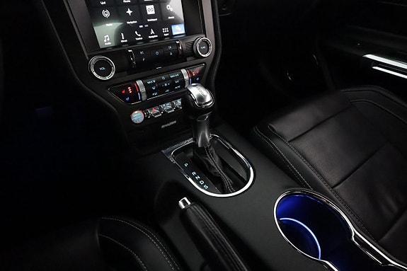 Ford Mustang 15 of 27