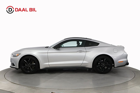 Ford Mustang 9 of 27