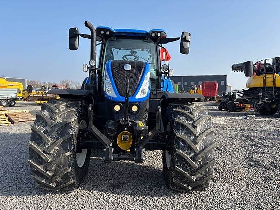 New Holland T 7.225 AC 2 of 24