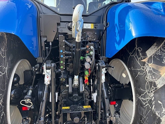 New Holland T 7.225 AC 7 of 24