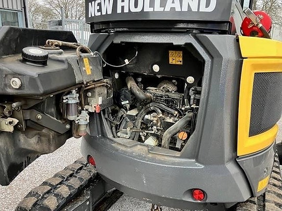 New Holland E 25 D 12 of 13