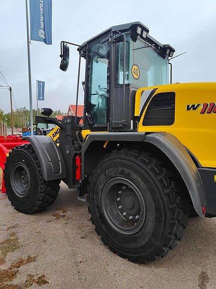 New Holland W 110 D 6 of 6