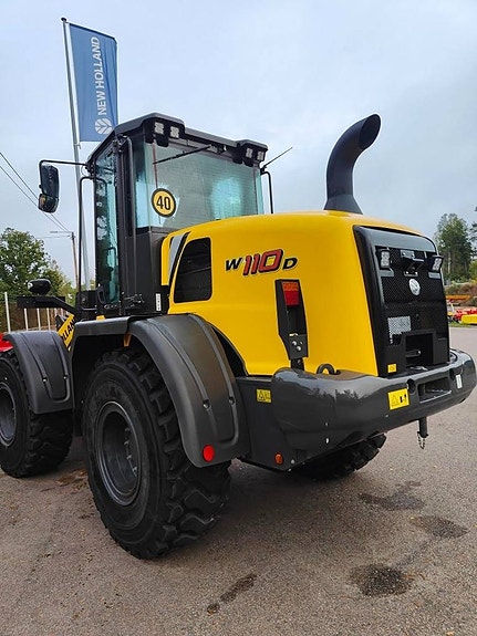 New Holland W 110 D 3 of 5