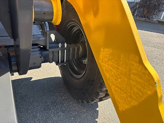 New Holland W 100 16 of 19
