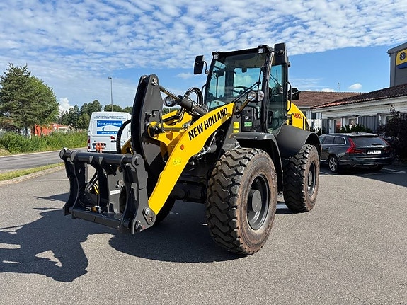 New Holland W 100 2 of 5