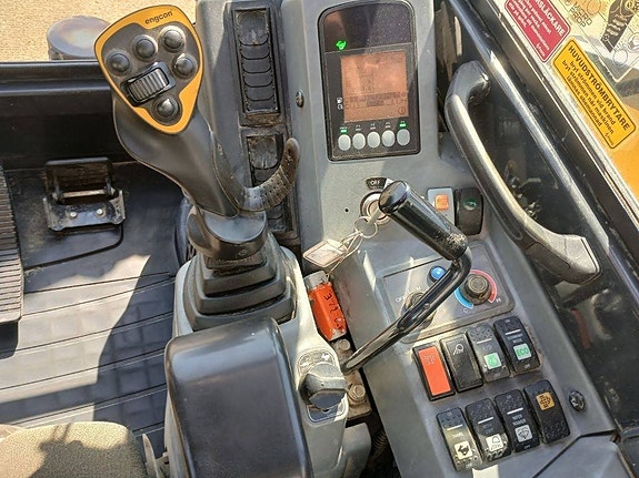 Yanmar Vio 80-1, Grävmaskin 12 of 18