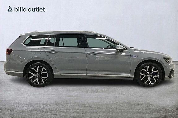 Volkswagen Passat 5 of 5