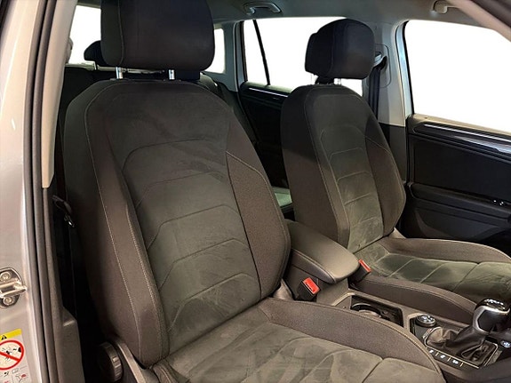 Volkswagen Tiguan 12 of 26