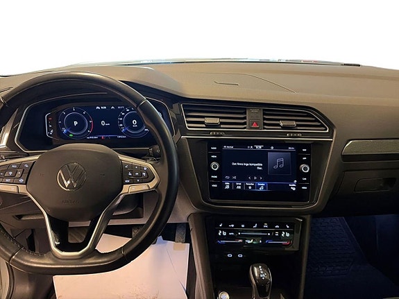 Volkswagen Tiguan 11 of 26