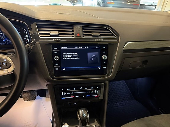 Volkswagen Tiguan 16 of 26