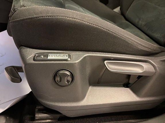 Volkswagen Tiguan 15 of 26