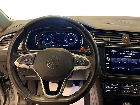 Volkswagen Tiguan 10 of 26