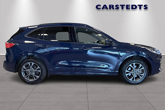 Ford Kuga 2 of 5