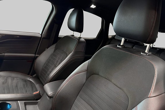 Ford Kuga 9 of 19