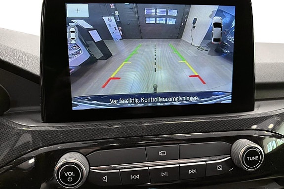 Ford Kuga 12 of 19