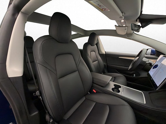 Tesla Model 3 16 of 30