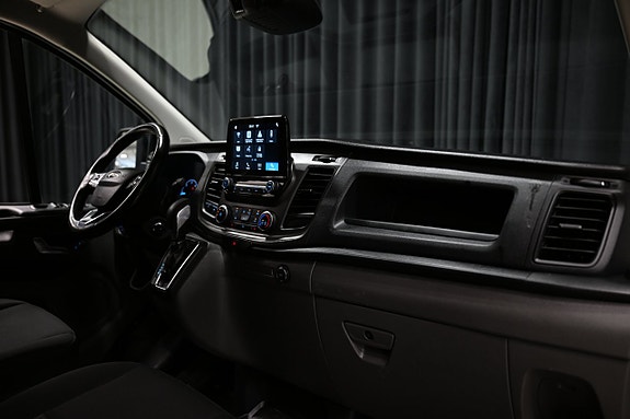 Ford Transit Custom 25 of 27