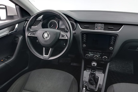 Skoda Octavia 8 of 16