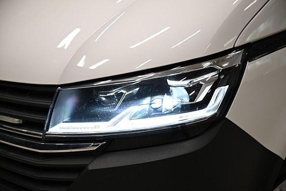 Volkswagen Transporter 4 of 5