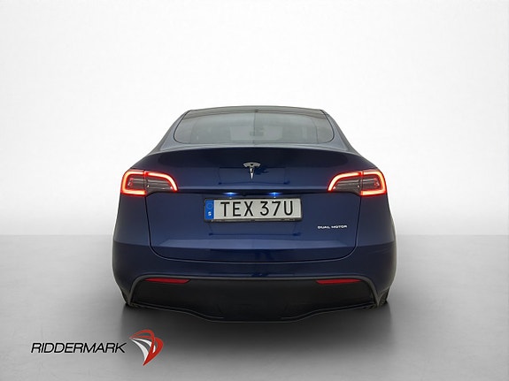 Tesla Model Y 6 of 30