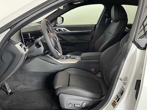 BMW i4 5 of 5