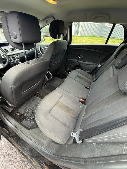 Renault Megane III 4 of 5
