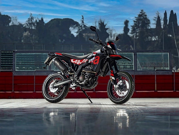 Aprilia SX 125 4 of 5