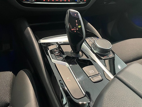 BMW 520d 12 of 18