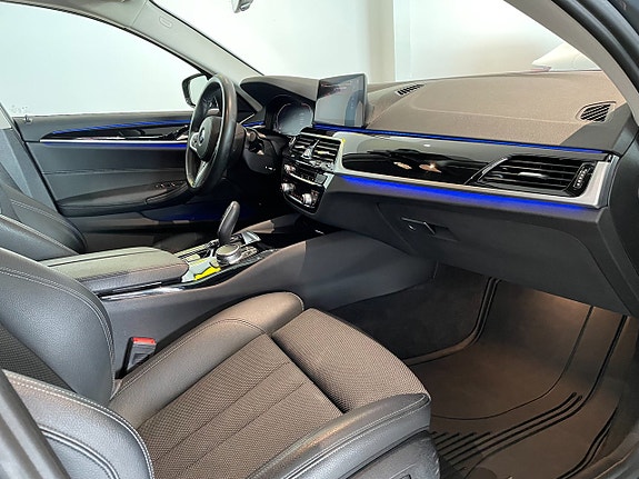 BMW 520d 16 of 18