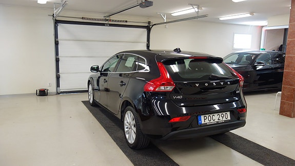 Volvo V40 6 of 13