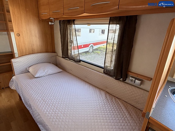 Adria ADORA 542 UT (Långbäddar) 10 of 19