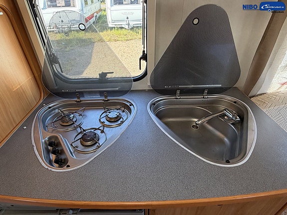 Adria ADORA 542 UT (Långbäddar) 7 of 19