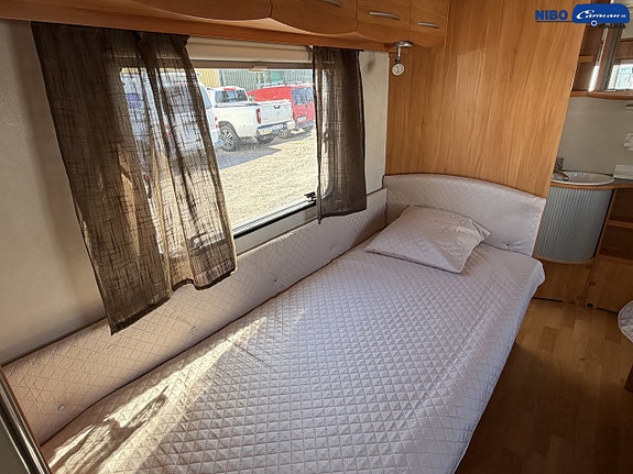 Adria ADORA 542 UT (Långbäddar) 11 of 19
