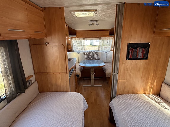 Adria ADORA 542 UT (Långbäddar) 15 of 19