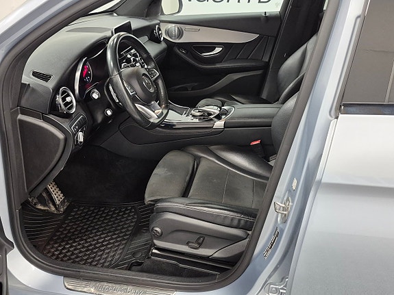 Mercedes-Benz GLC250 d 2 of 10
