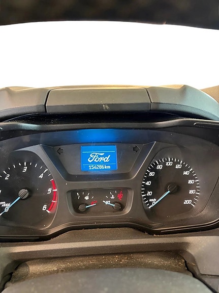 Ford Transit Custom 7 of 7
