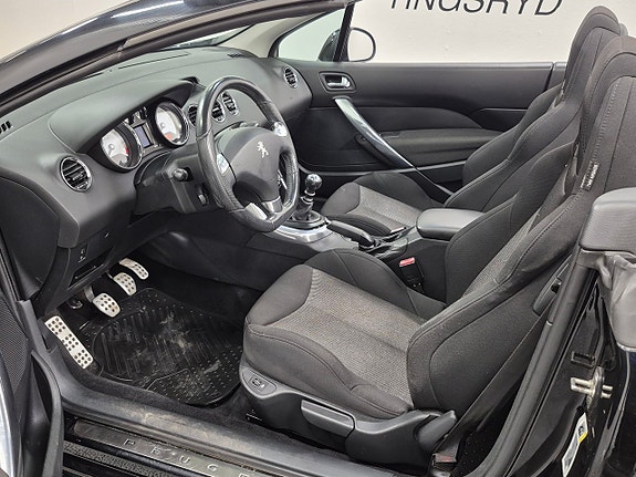 Peugeot 308 2 of 8