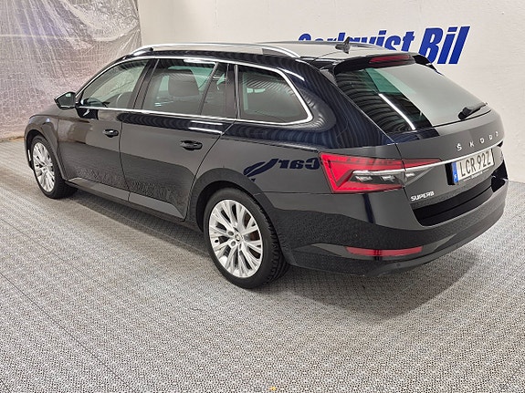 Skoda Superb 5 of 12