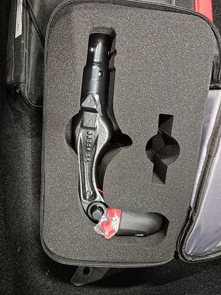 Tesla Model Y 9 of 9