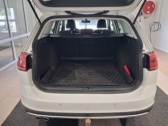 Volkswagen Golf I 6 of 6